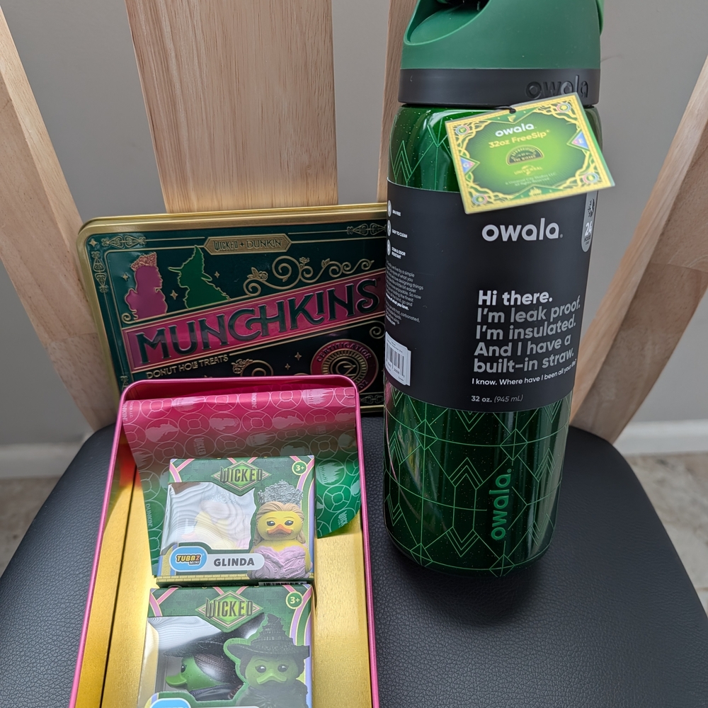 Wicked Elphaba 32 oz Owala, Limited Edition Dunkin Tin & Tubbz Ducks - Picture 2 of 4